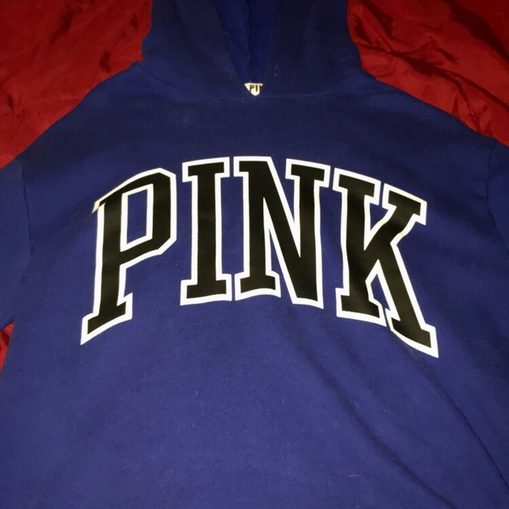 Victoria secret pink crop hoodie.